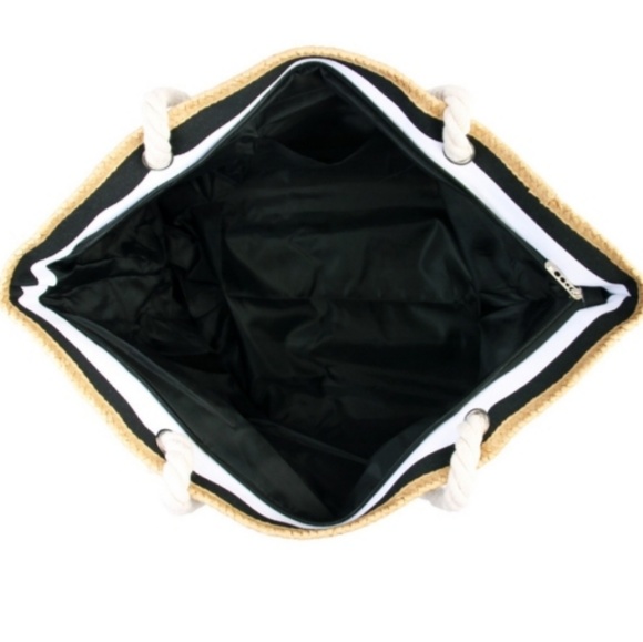 🌴B/W TOTE🌴 - Picture 2 of 2